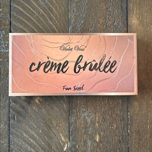 Crème Brûlée Fun-Sized Eyeshadow Palette Violet Voss - Picture 1 of 3